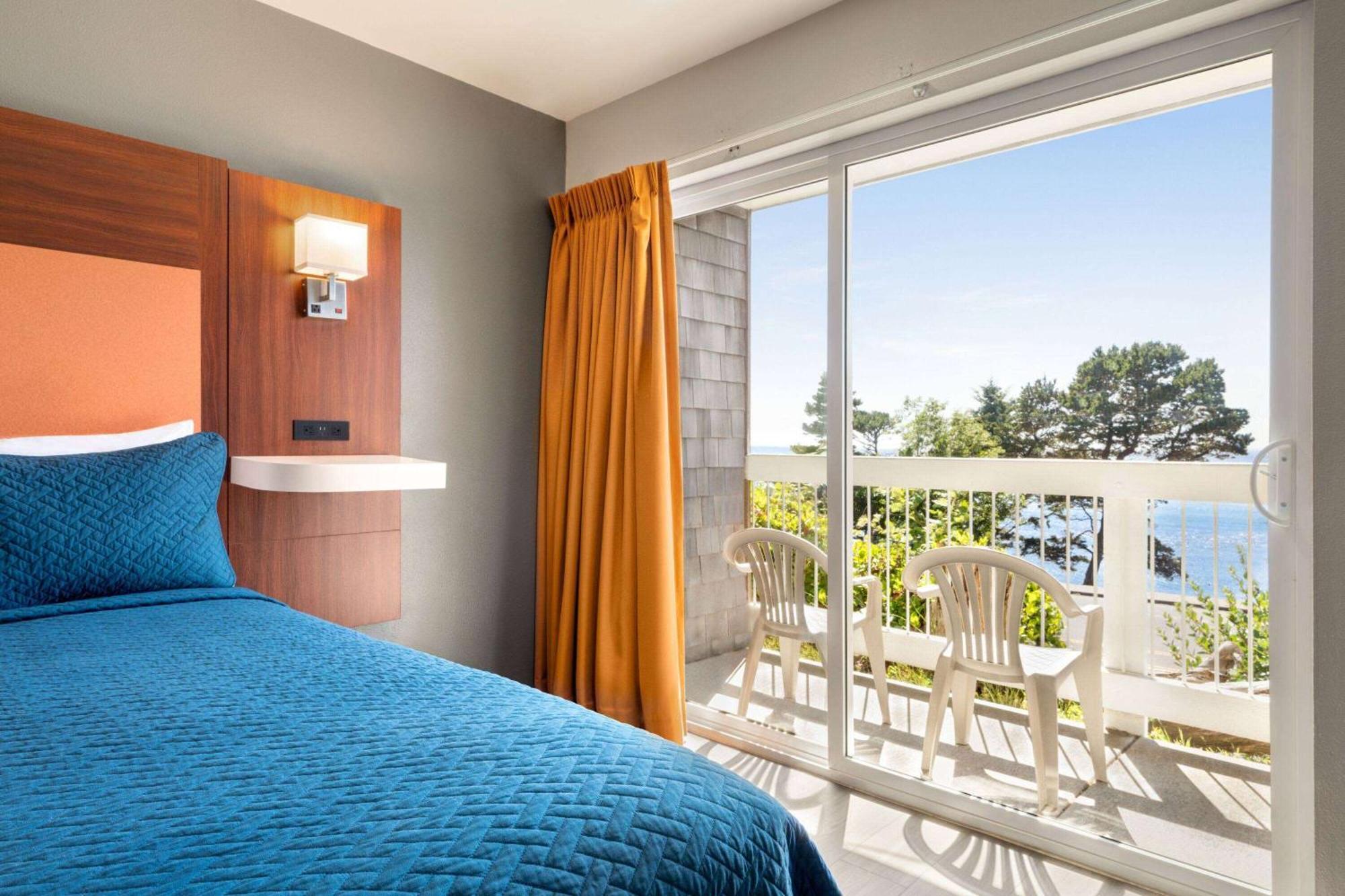 Travelodge By Wyndham Depoe Bay Exterior foto